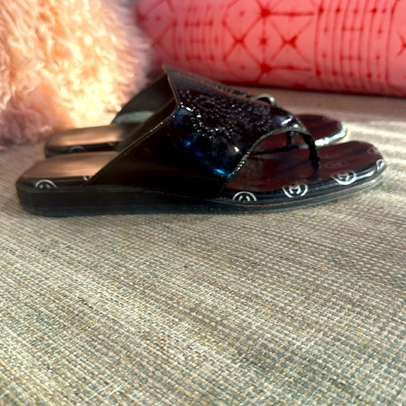 Women Chanel sandal; black patent leather; size 39; worn but good condition - Picture 2 of 3